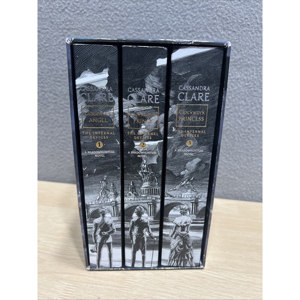 The Infernal Devices - Complete 1-3 Paperback Book Collection Cassandra Clare - Picture 5 of 12